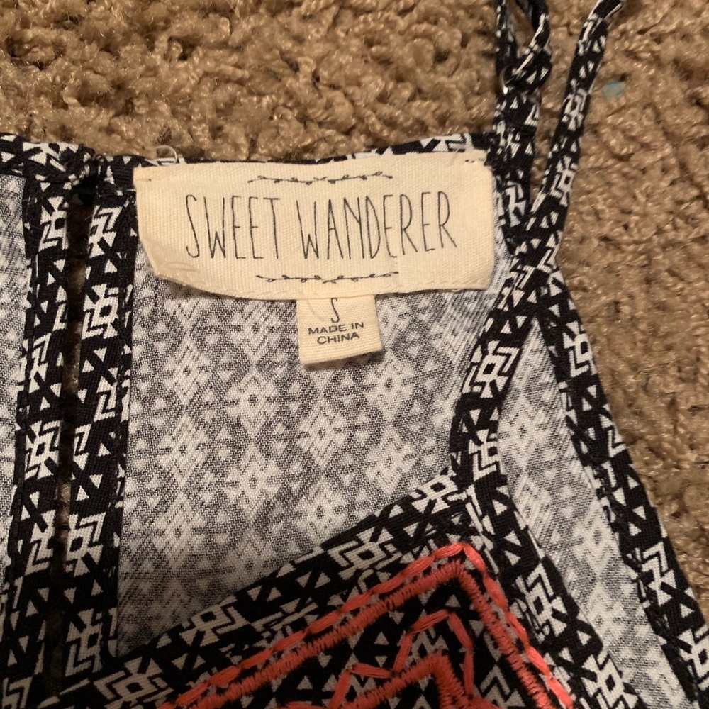 Romper - Picture 2 of 2